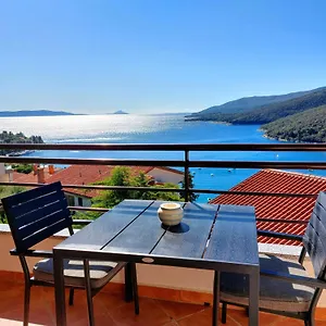 Apartment Sunshine West, Rabac